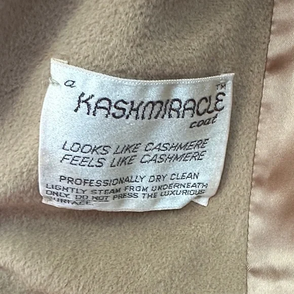 Vintage Kashmiracle Tan Coat with Faux Fur Collar - Picture 2 of 13